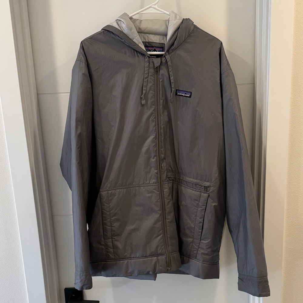Patagonia Men's Gray Hooded Raincoat